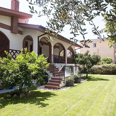 87 Bed & Breakfast